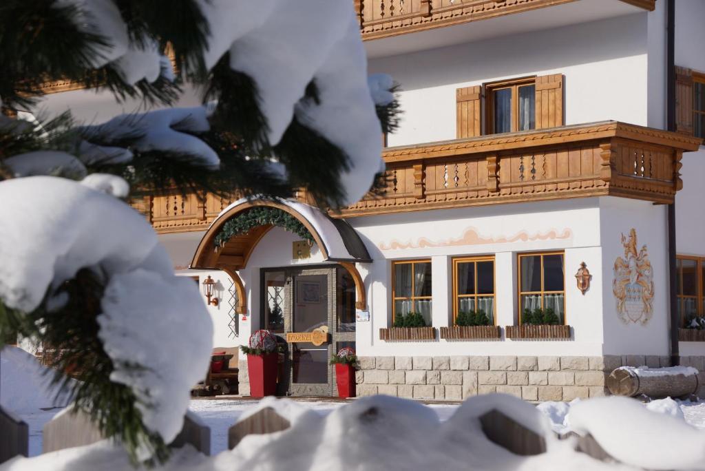 Garni Tofana Hotell Corvara In Badia Eksteriør bilde