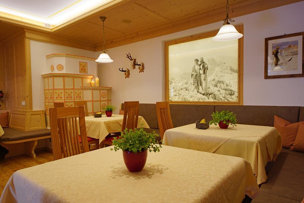 Garni Tofana Hotell Corvara In Badia Eksteriør bilde